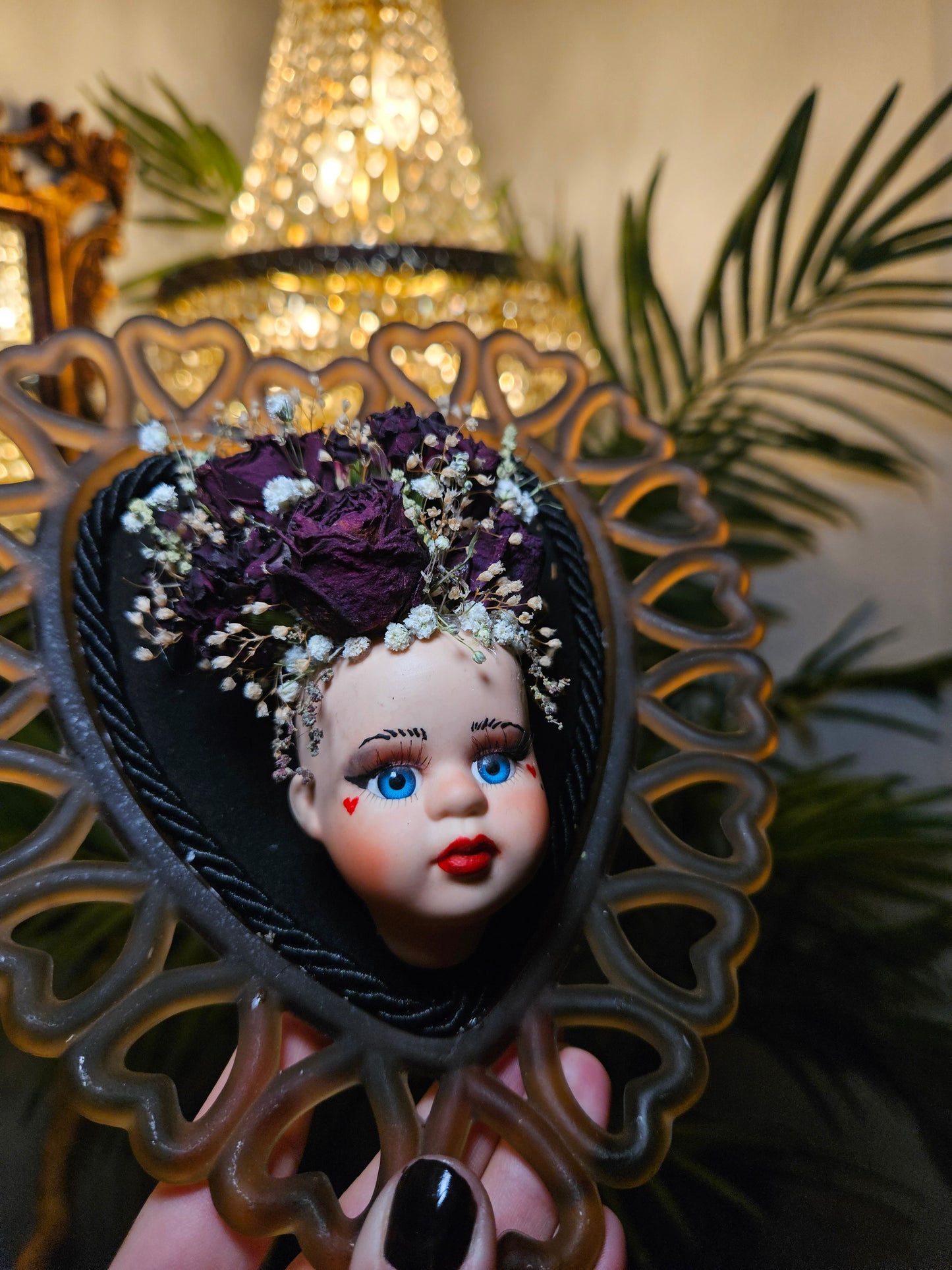 Dark romance Doll head bouquet