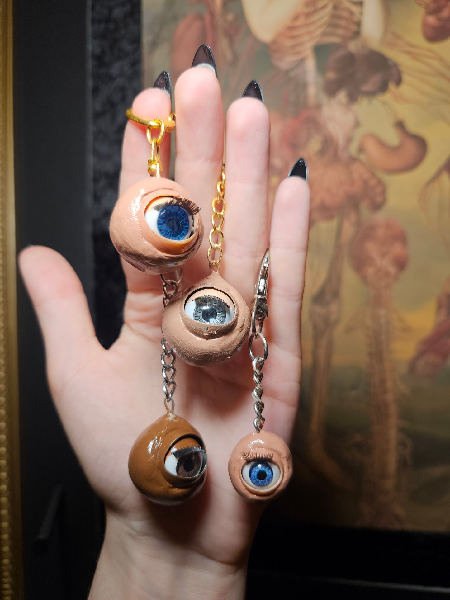 Sleepy doll eye keychain