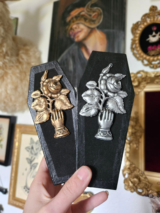 Mourning coffin